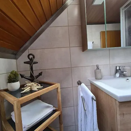 With Beautiful Sea View Apartament